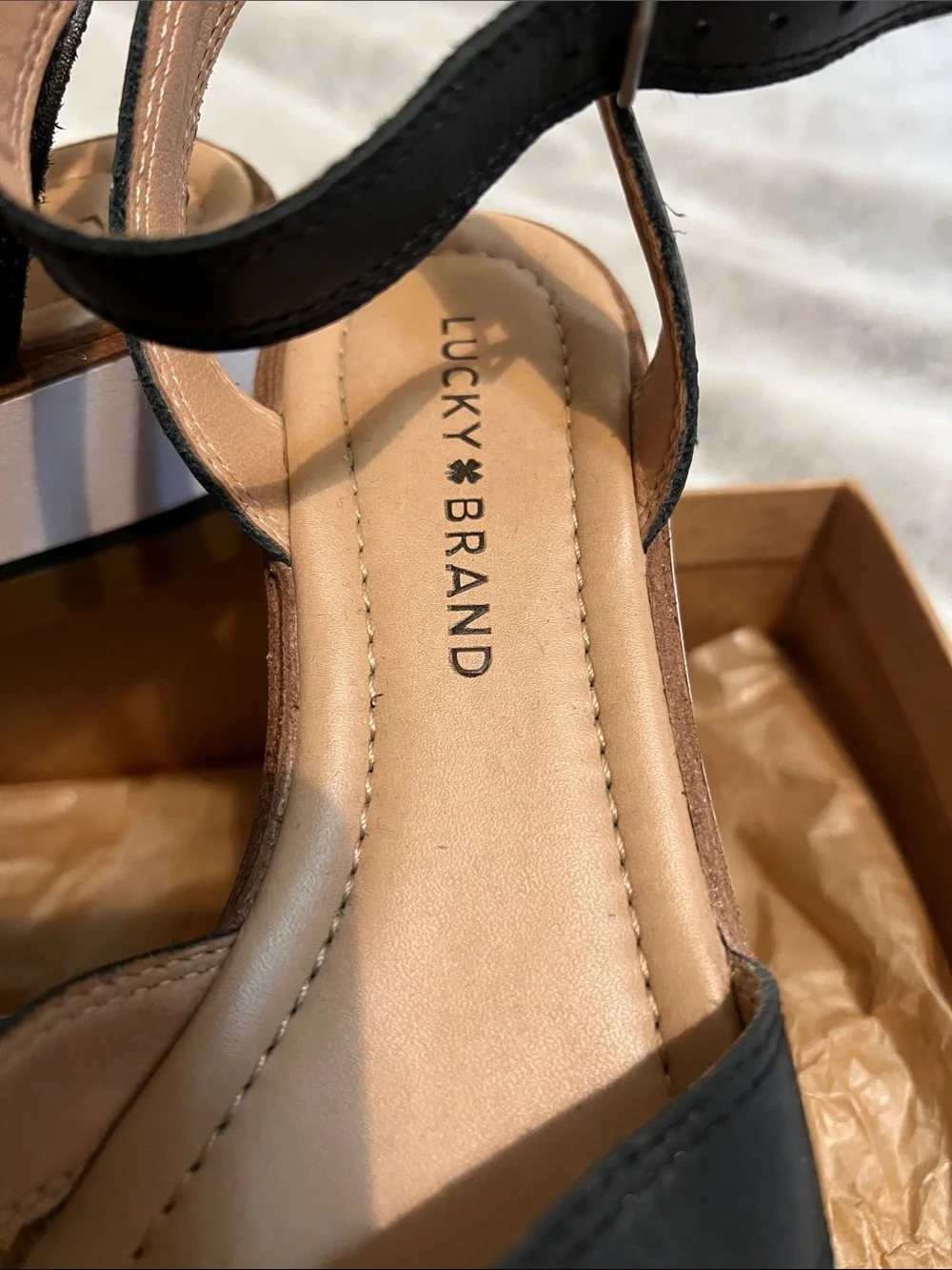 Lucky Brand Black and white Platform Sandals